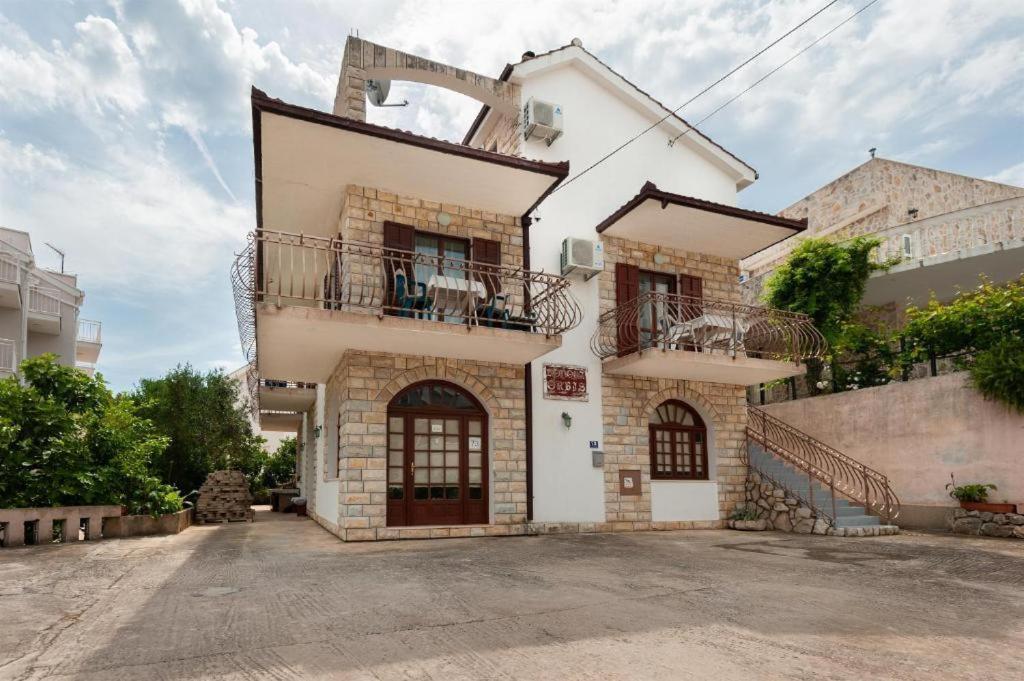 Maribela Apartments Τρογκίρ Εξωτερικό φωτογραφία